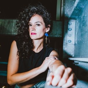 Meet your Posher, Nadine